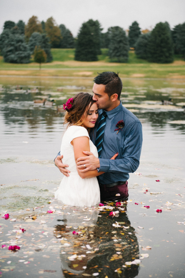 intimate-earthy-wedding