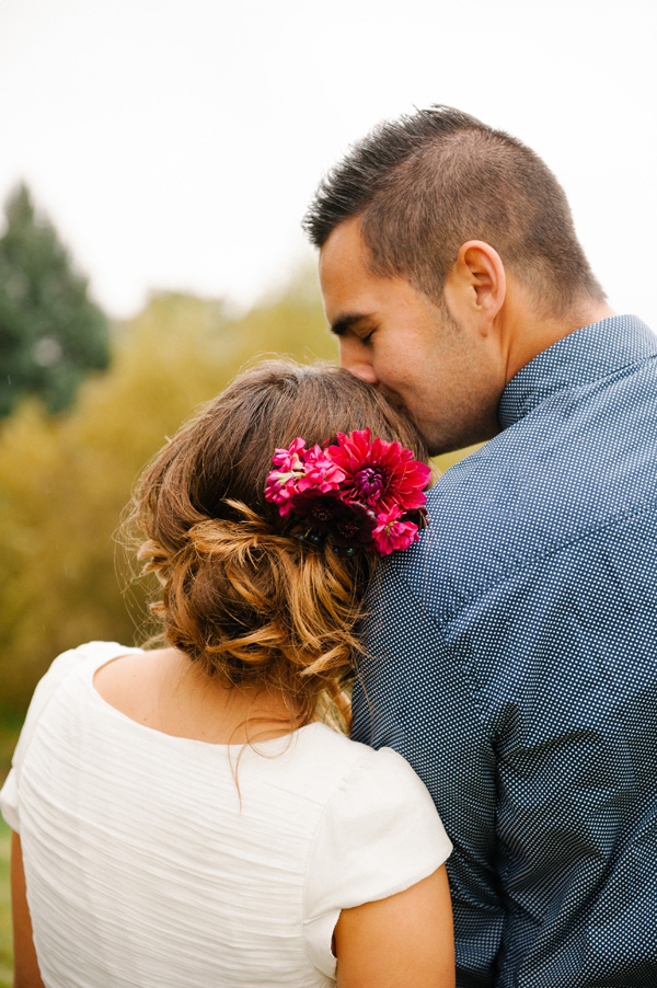 intimate-earthy-wedding
