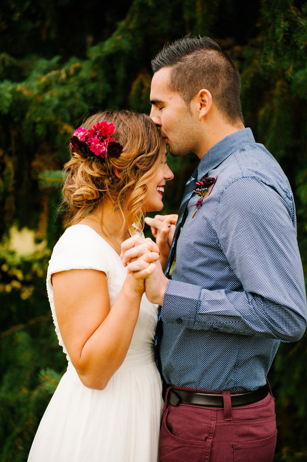intimate-earthy-wedding