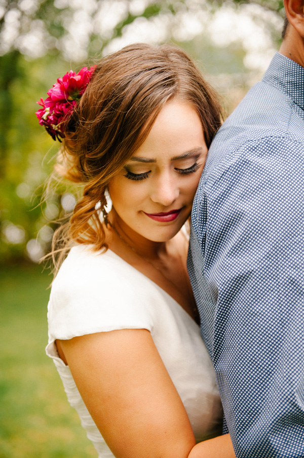 intimate-earthy-wedding