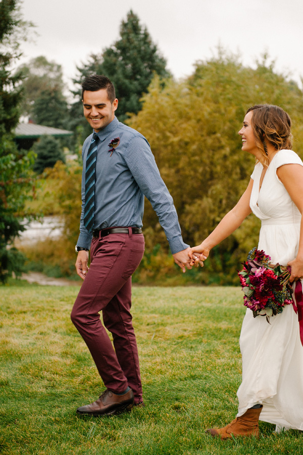 intimate-earthy-wedding