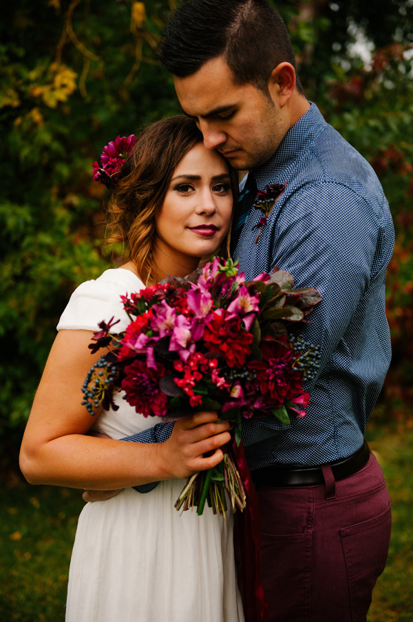 intimate-earthy-wedding