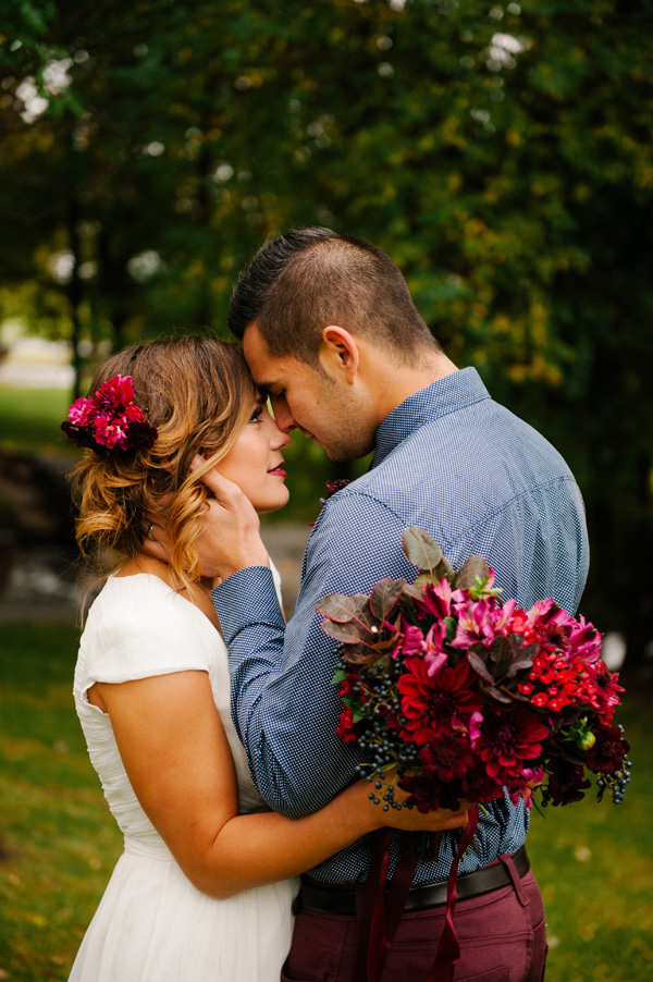 intimate-earthy-wedding
