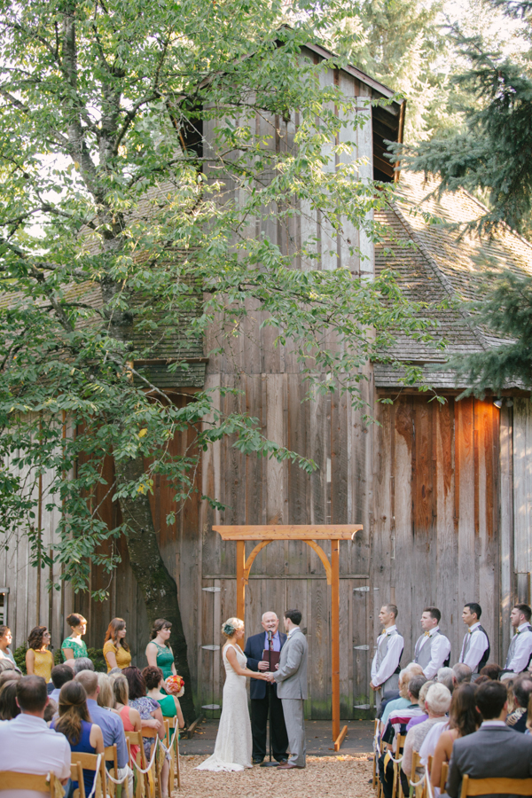 local-green-diy-wedding-in-oregon