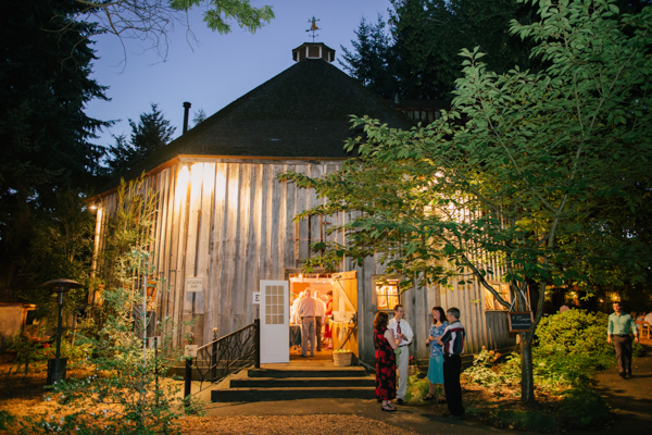 local-green-diy-wedding-in-oregon