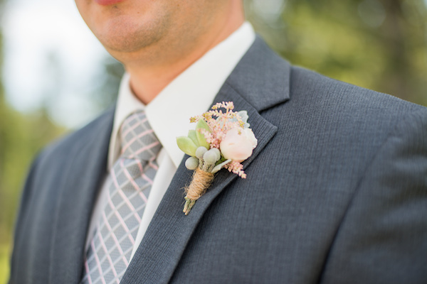 majestic-alberta-mountain-wedding
