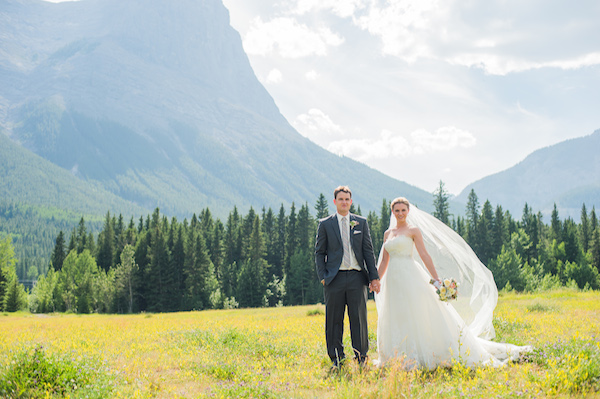 majestic-alberta-mountain-wedding
