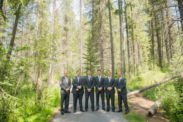 majestic-alberta-mountain-wedding