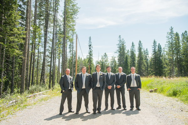 majestic-alberta-mountain-wedding