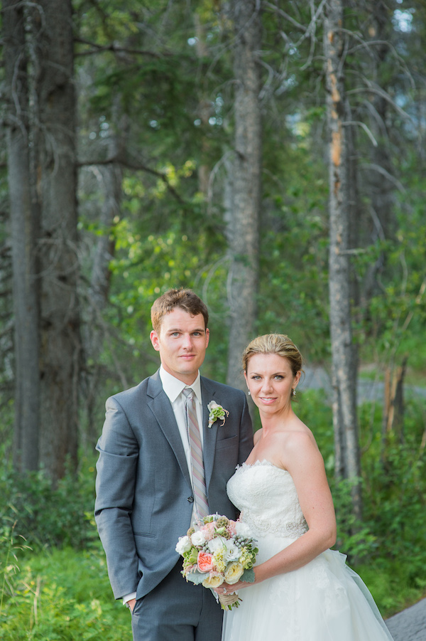 majestic-alberta-mountain-wedding