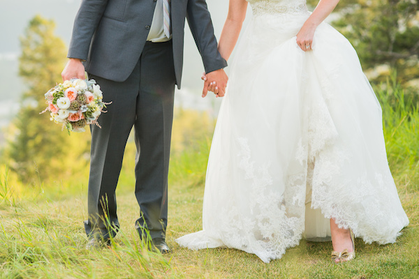 majestic-alberta-mountain-wedding