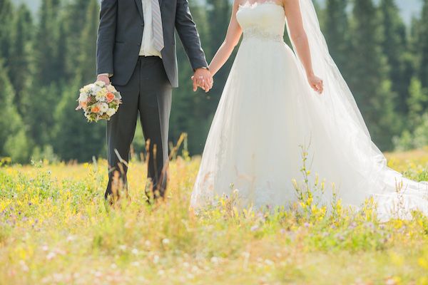 majestic-alberta-mountain-wedding