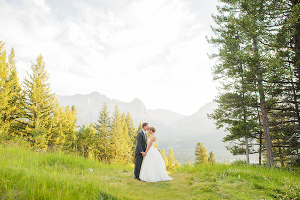 majestic-alberta-mountain-wedding