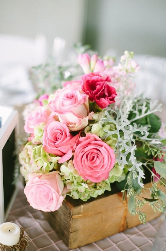 pink rose and hydrangea centerpieces