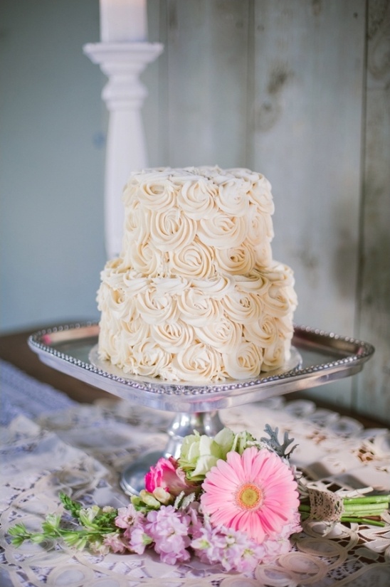 elegant rose wedding cake