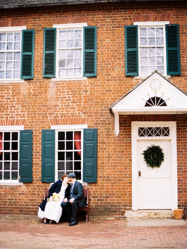 north-carolina-vintage-december-wedding