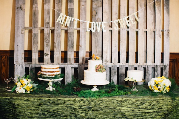 north-carolina-vintage-december-wedding