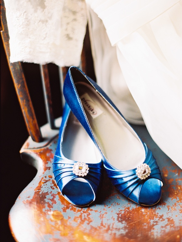 north-carolina-vintage-december-wedding