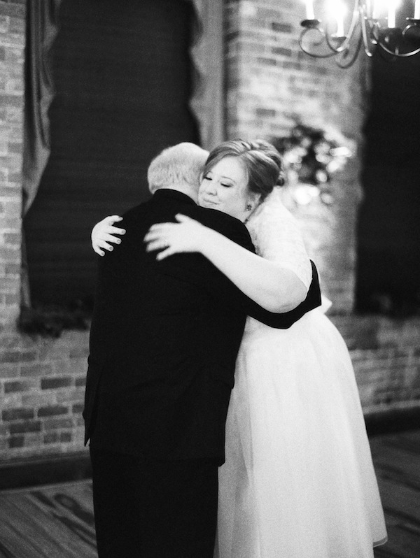 north-carolina-vintage-december-wedding
