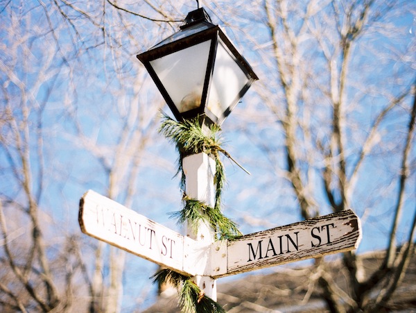 north-carolina-vintage-december-wedding