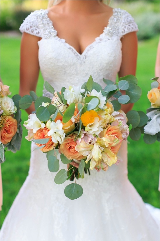 peach and yellow bridal bouquet