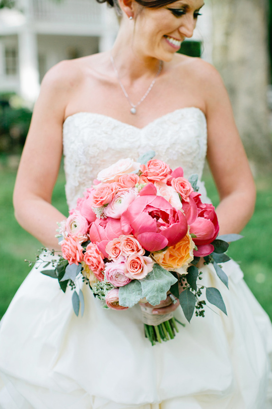perfectly pink bridal bouquet