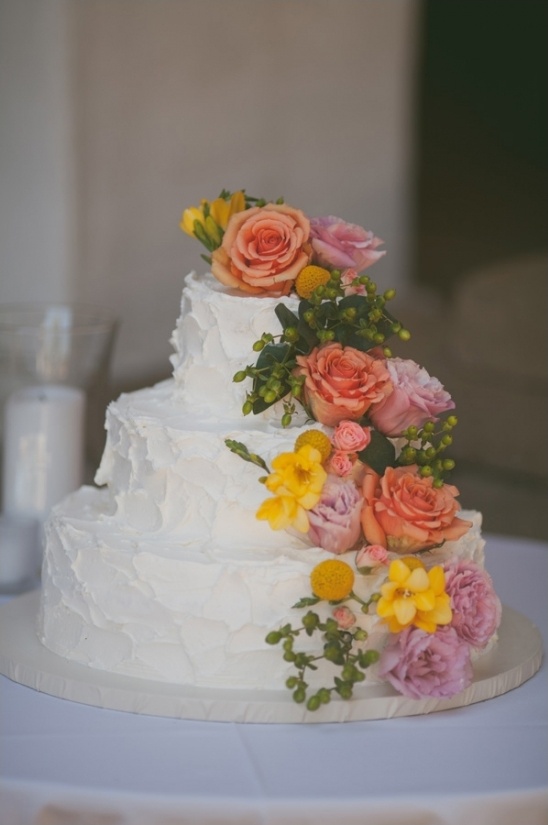 flower cascade wedding cake