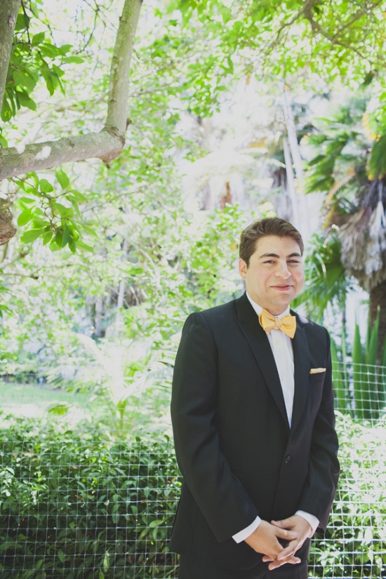 santa-barbara-yellow-and-gray-wedding