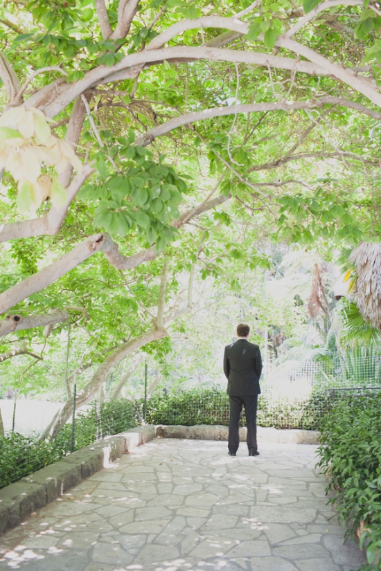 santa-barbara-yellow-and-gray-wedding