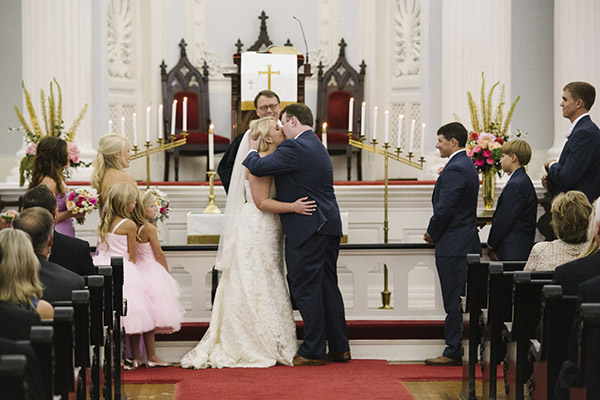 traditional-southern-glam-wedding
