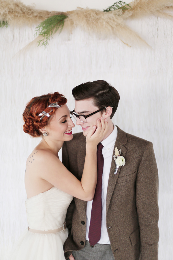 white-red-and-silver-wedding-ideas