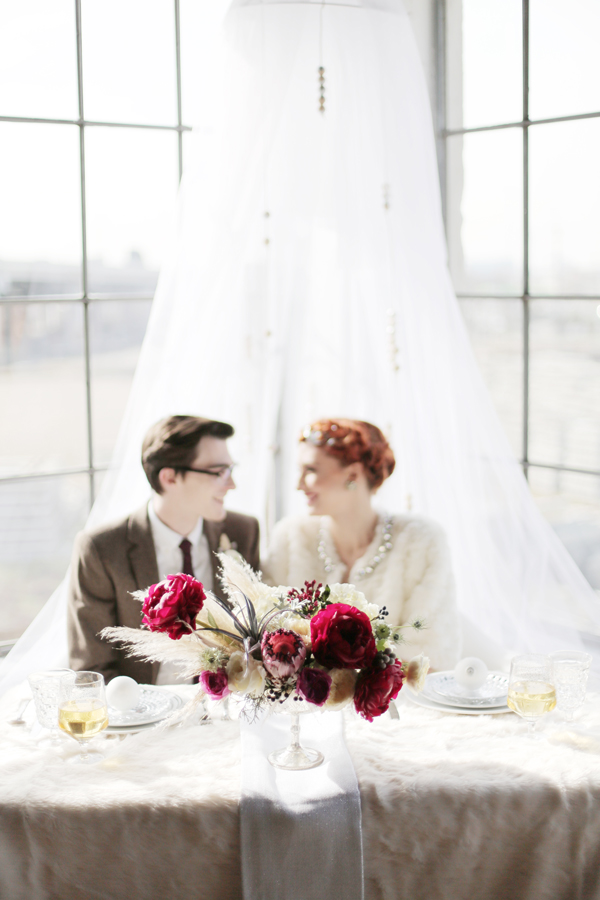 white-red-and-silver-wedding-ideas
