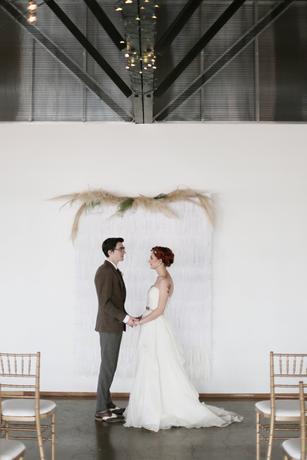 white-red-and-silver-wedding-ideas