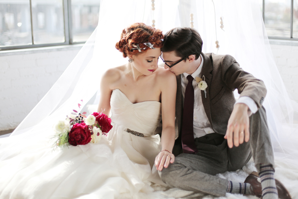 white-red-and-silver-wedding-ideas