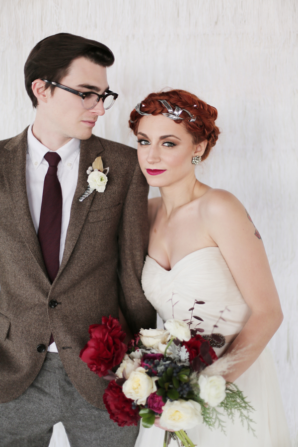 white-red-and-silver-wedding-ideas