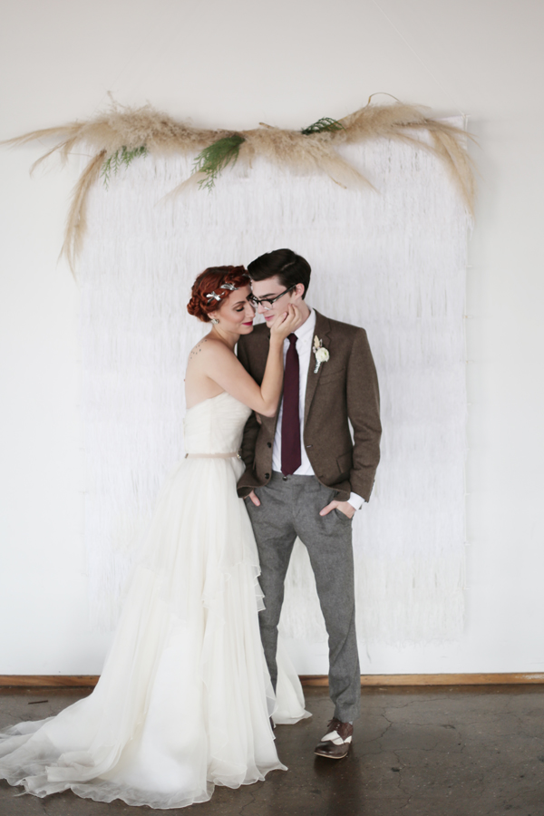 white-red-and-silver-wedding-ideas