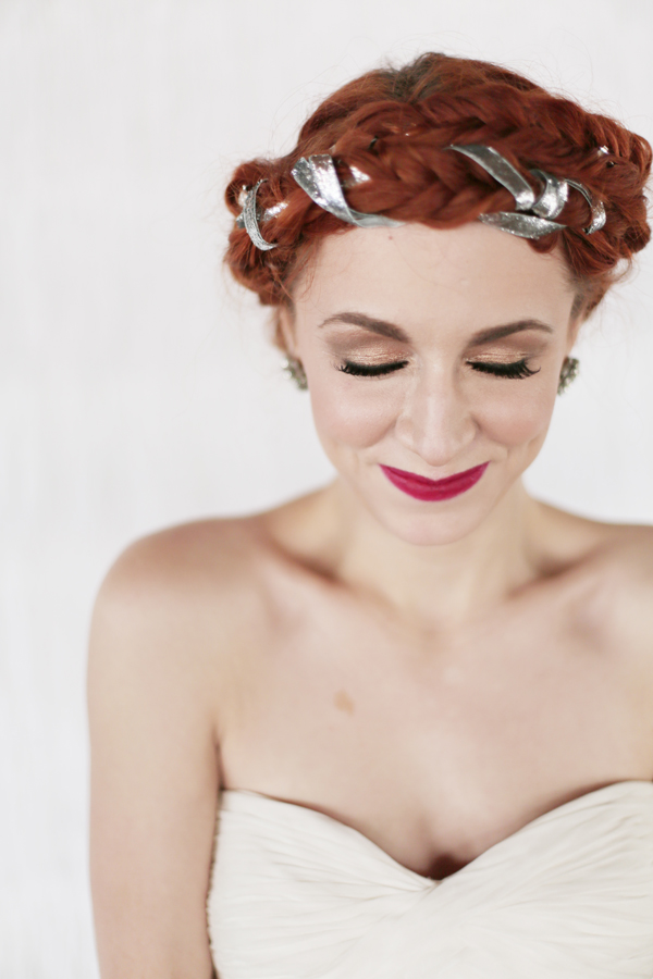 white-red-and-silver-wedding-ideas