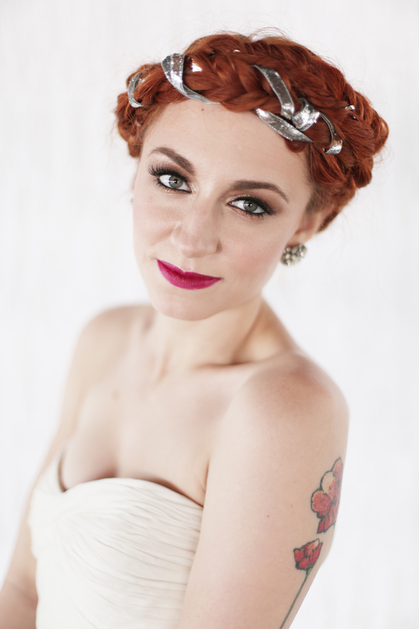 white-red-and-silver-wedding-ideas