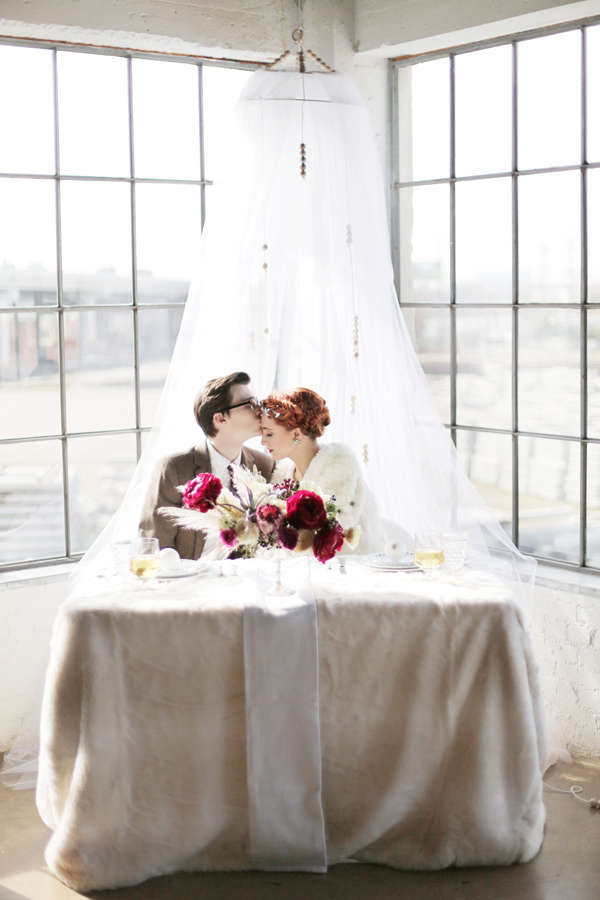 white-red-and-silver-wedding-ideas