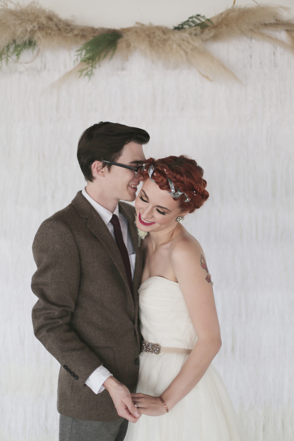 white-red-and-silver-wedding-ideas