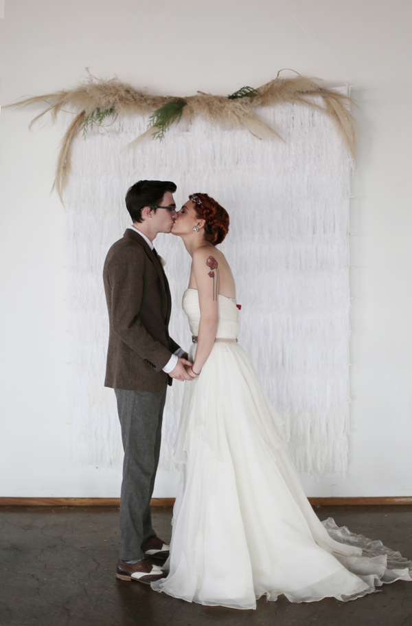 white-red-and-silver-wedding-ideas