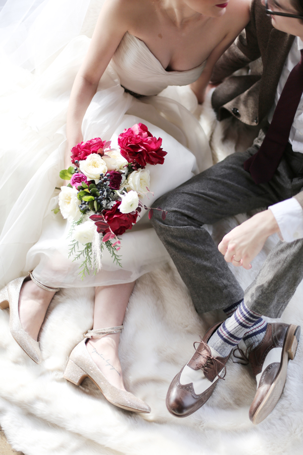 white-red-and-silver-wedding-ideas