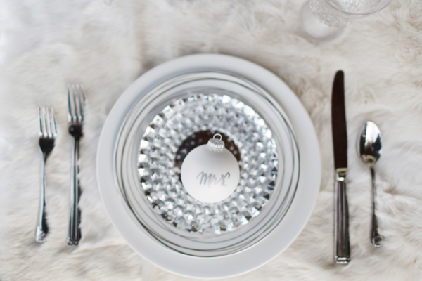 white-red-and-silver-wedding-ideas