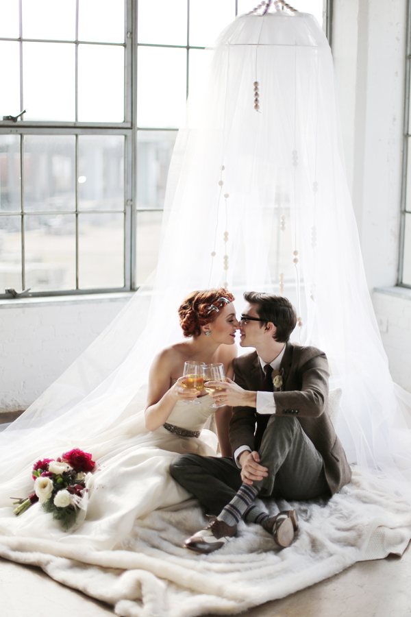 white-red-and-silver-wedding-ideas