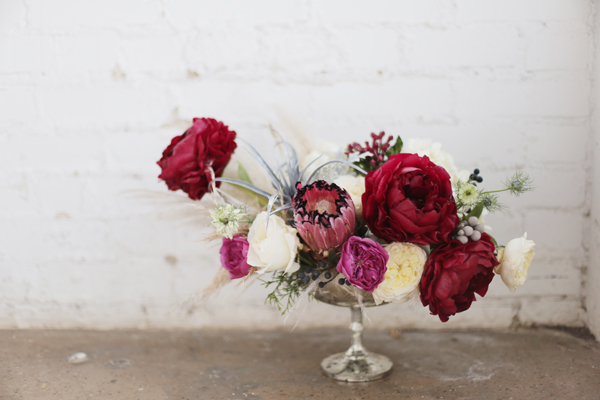 white-red-and-silver-wedding-ideas
