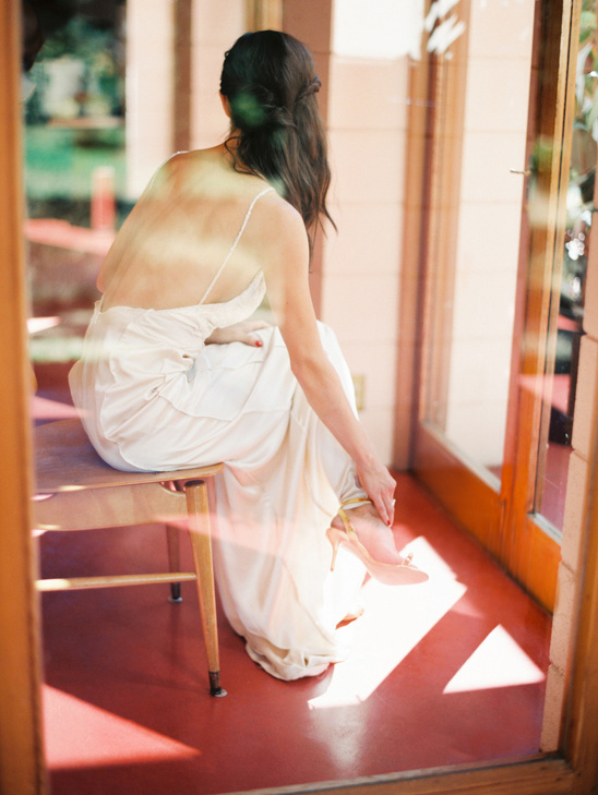 backless wedding gown