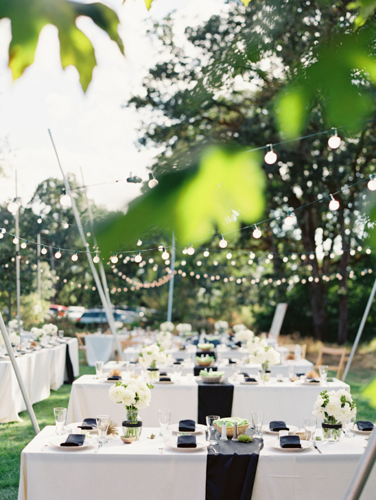 black and white wedding decor ideas