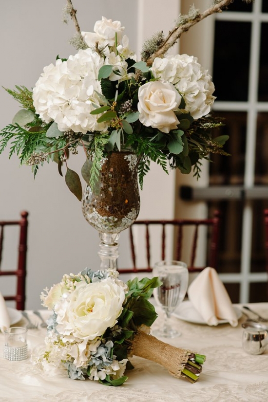 blue-and-ivory-shabby-chic-wedding