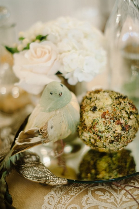 blue-and-ivory-shabby-chic-wedding