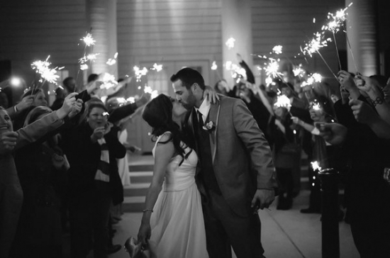 blue-and-ivory-shabby-chic-wedding